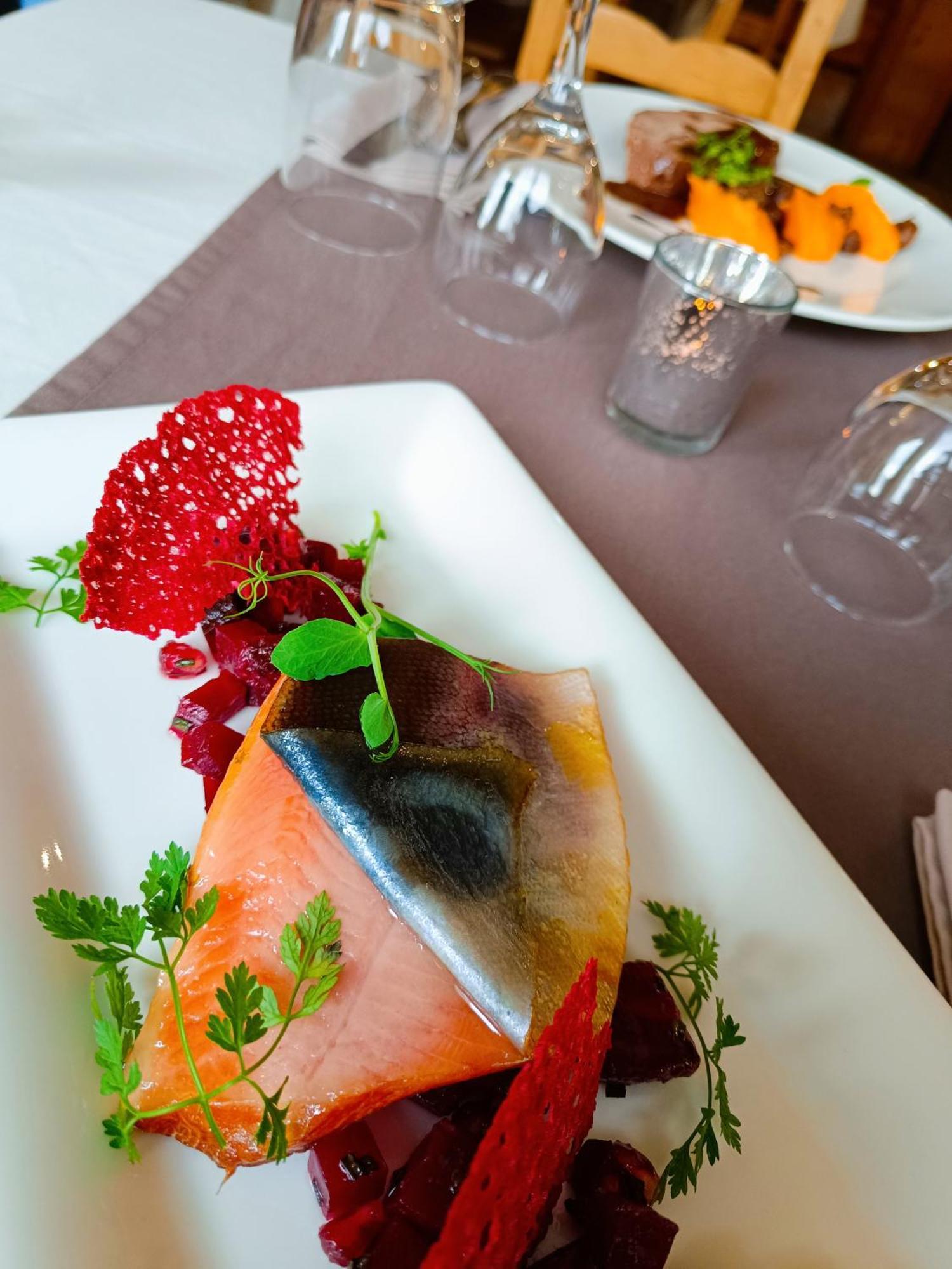ווילארד-דה-לאנס Auberge Des Montauds - Hotel & Restaurant מראה חיצוני תמונה