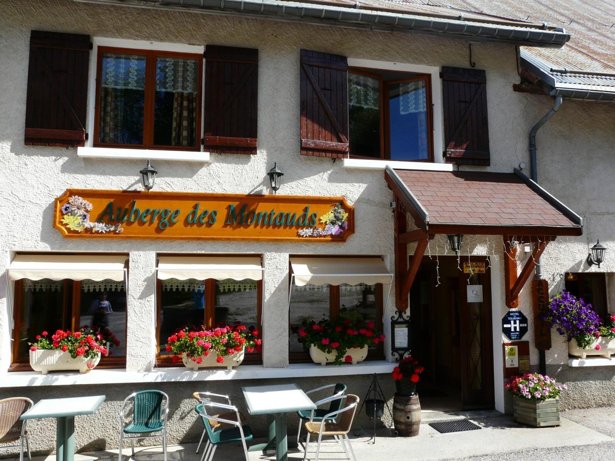 ווילארד-דה-לאנס Auberge Des Montauds - Hotel & Restaurant מראה חיצוני תמונה